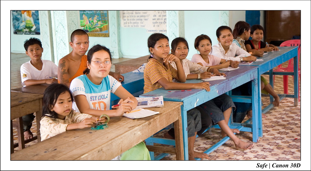 2006 - 07 - Temple angkor - Phnom Bok 33